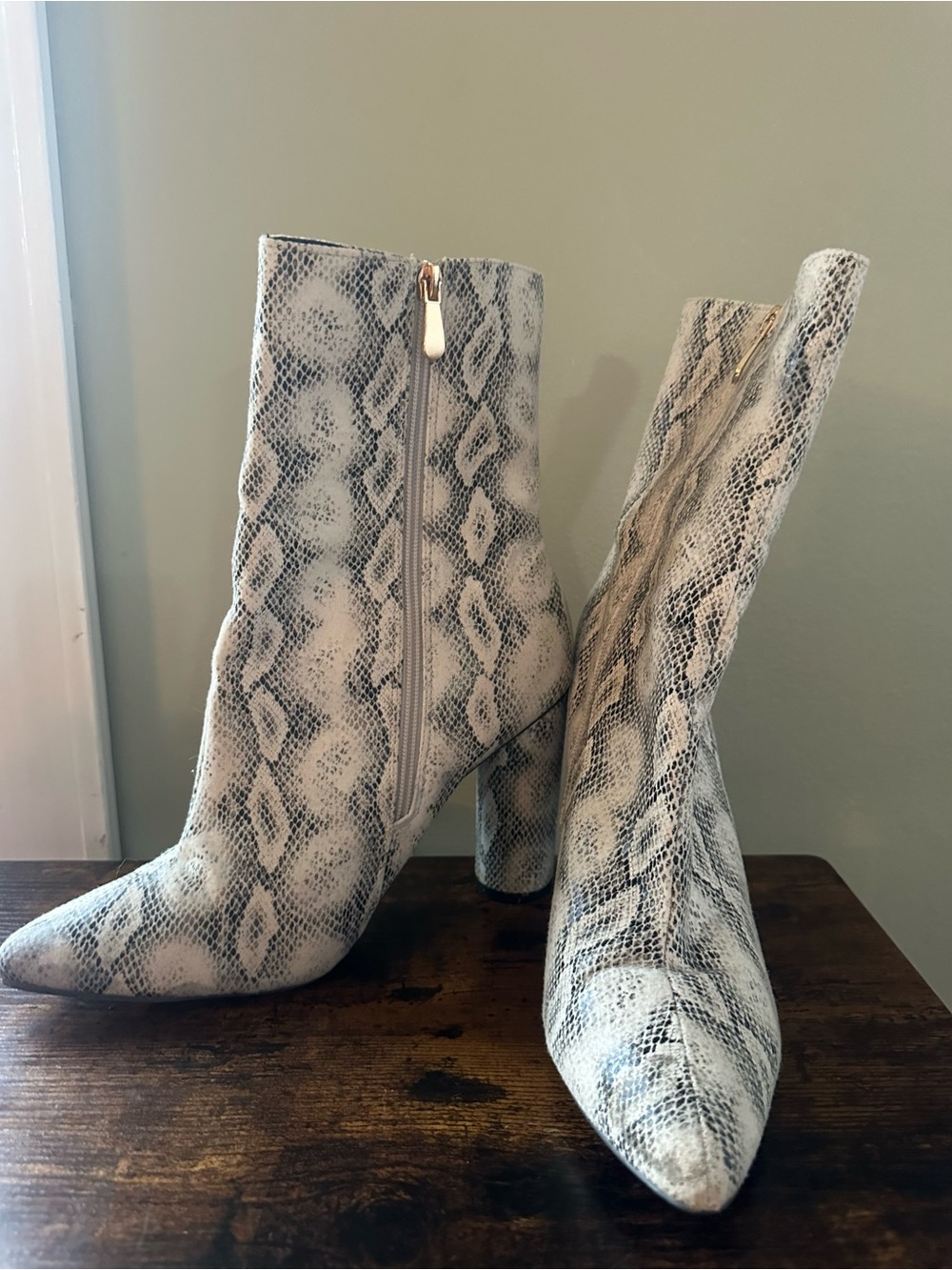 Fashion Nova Snake-Print Pointed Ankle Boots in Ivory and Gray